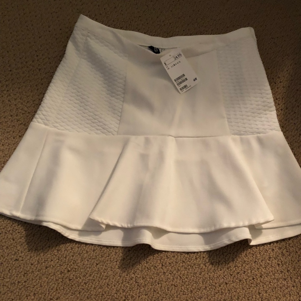 H&M white skirt